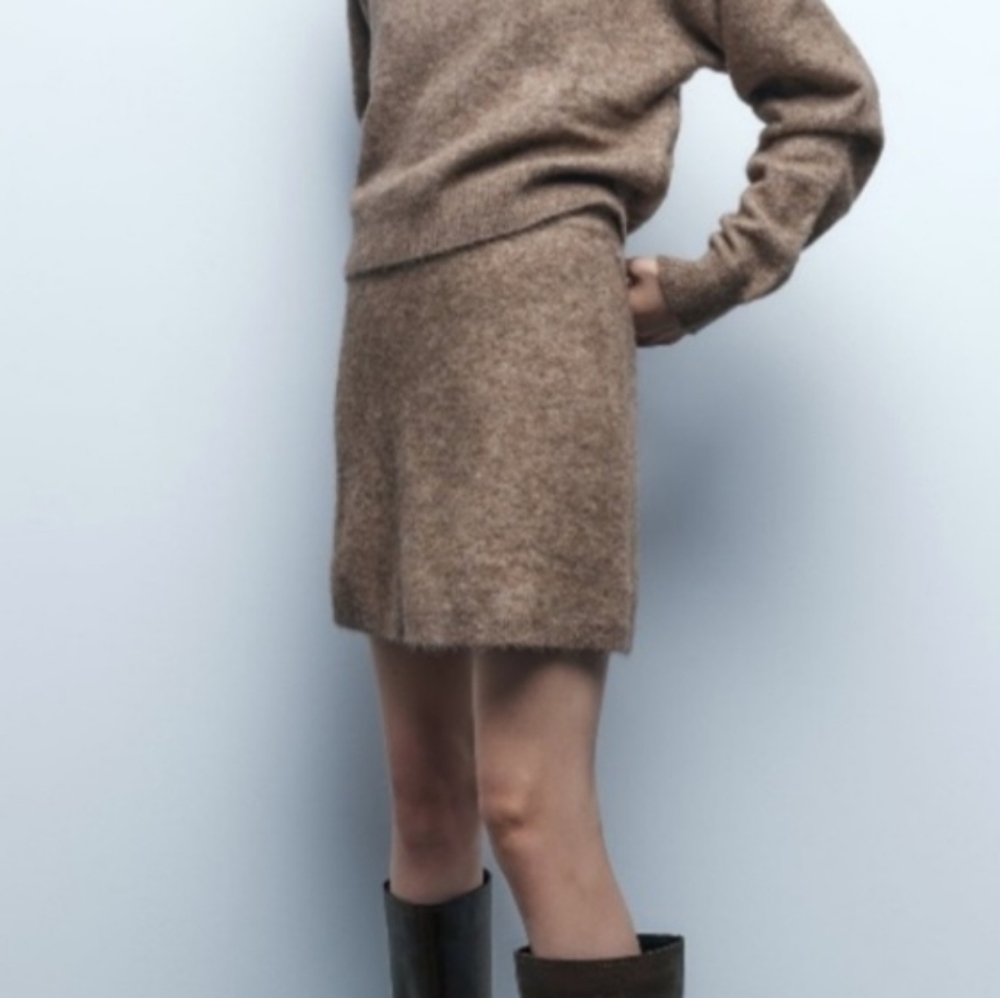 Zara Brown Riding boots - Picture 2 of 9